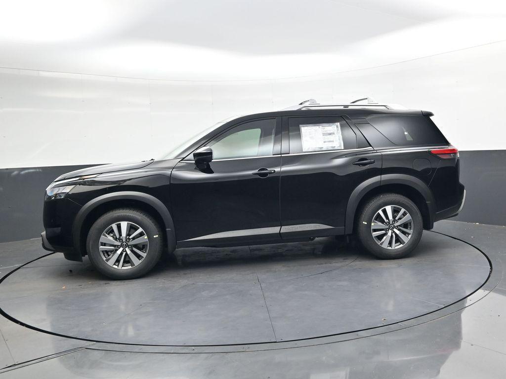 new 2025 Nissan Pathfinder car, priced at $35,541