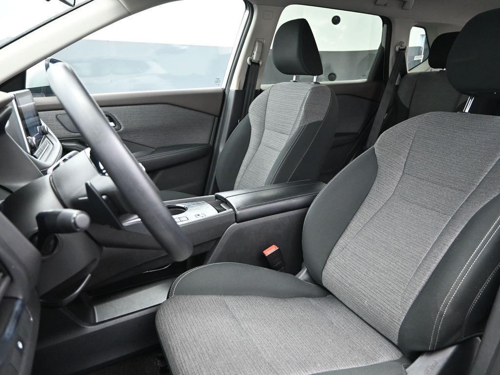 used 2023 Nissan Rogue car, priced at $17,250