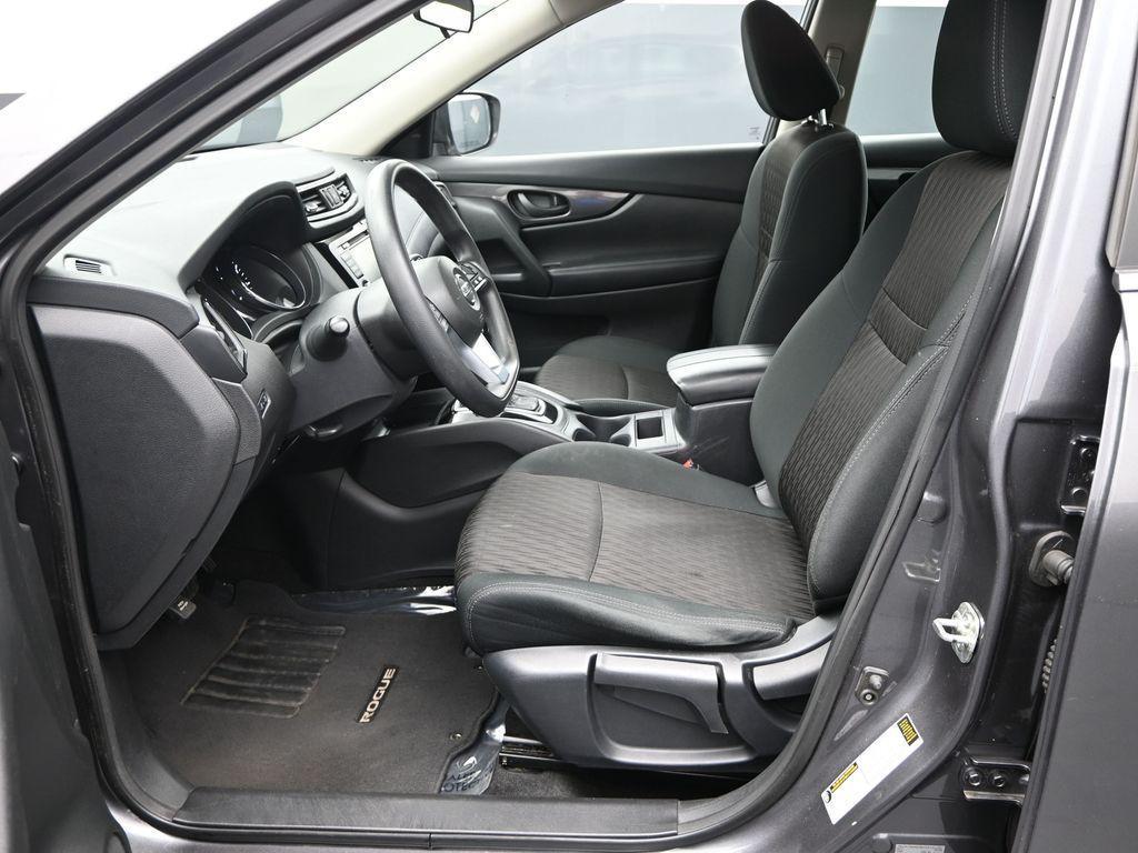 used 2019 Nissan Rogue car, priced at $7,750