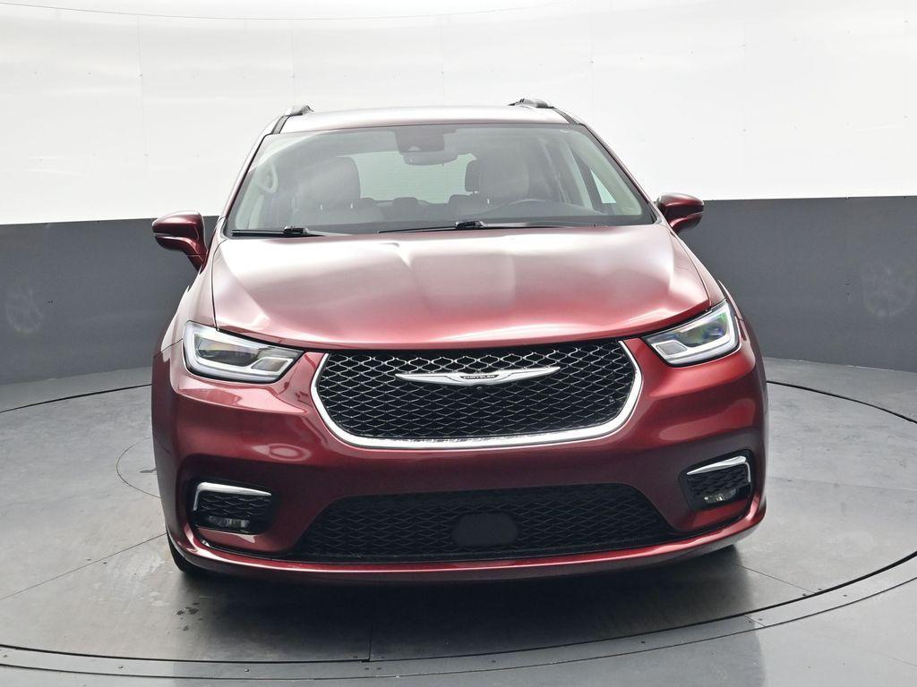 used 2021 Chrysler Pacifica car, priced at $18,495