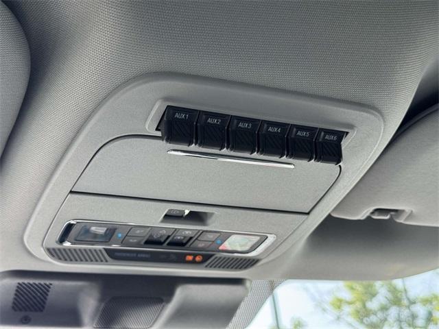 new 2025 Ford F-350 car, priced at $87,700