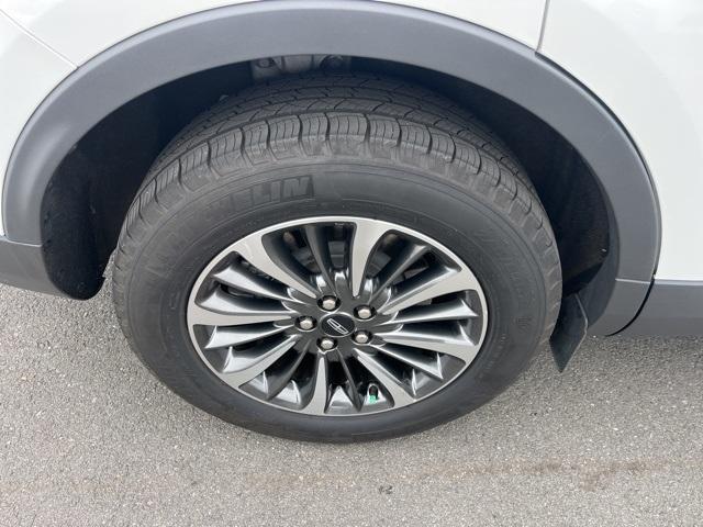 used 2022 Lincoln Nautilus car, priced at $33,500