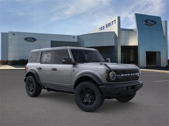 new 2025 Ford Bronco car, priced at $45,970