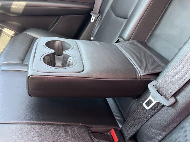 used 2019 Cadillac XT5 car, priced at $20,000