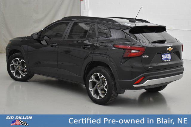 used 2024 Chevrolet Trax car, priced at $23,138