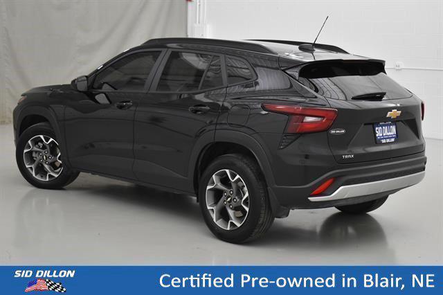 used 2024 Chevrolet Trax car, priced at $23,138