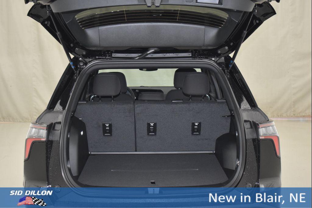 new 2027 Chevrolet Equinox car, priced at $33,294