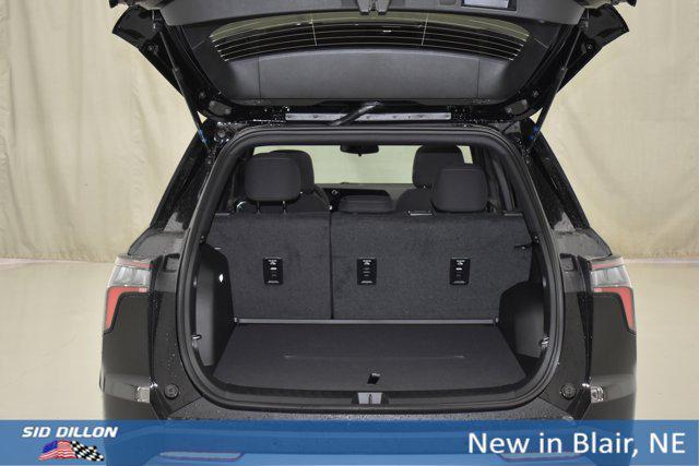 new 2026 Chevrolet Equinox car, priced at $32,201