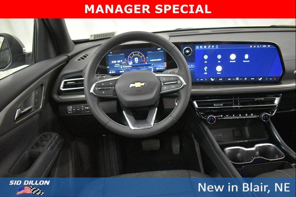 new 2026 Chevrolet Traverse car, priced at $42,013
