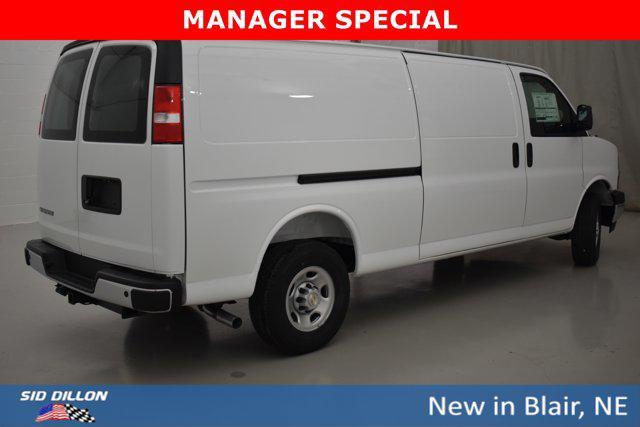new 2025 Chevrolet Express 3500 car, priced at $48,076