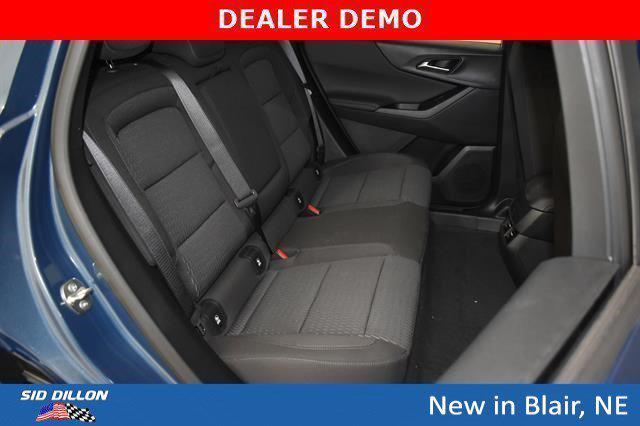 new 2026 Chevrolet Equinox car, priced at $31,605