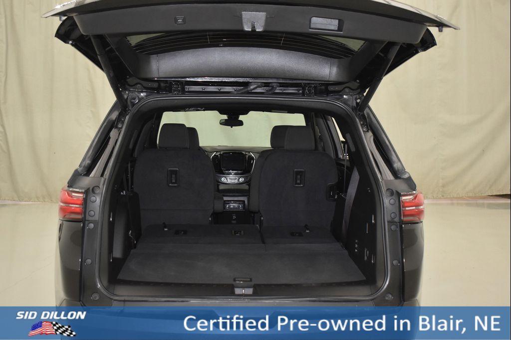 used 2023 Chevrolet Traverse car, priced at $31,929