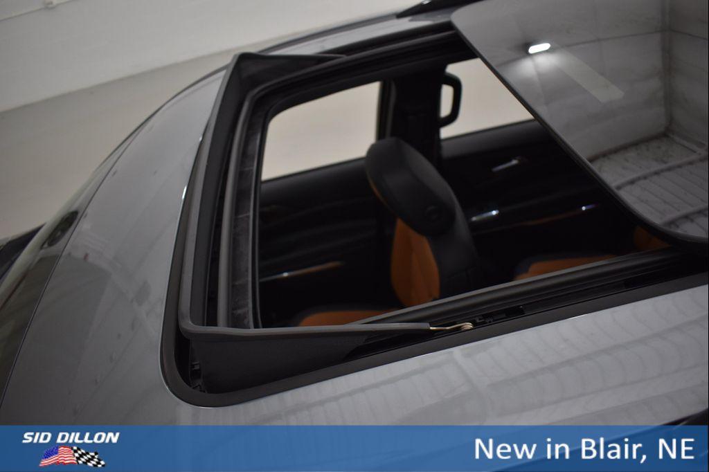 new 2027 Chevrolet Traverse car, priced at $54,939