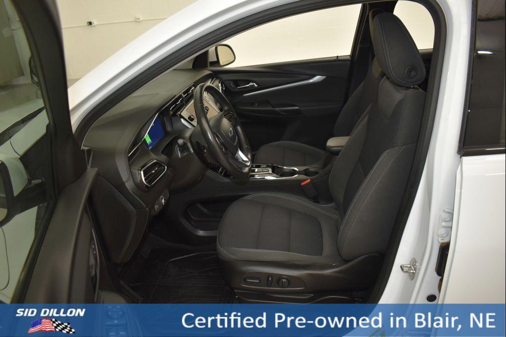 used 2023 Chevrolet Bolt EUV car, priced at $20,752