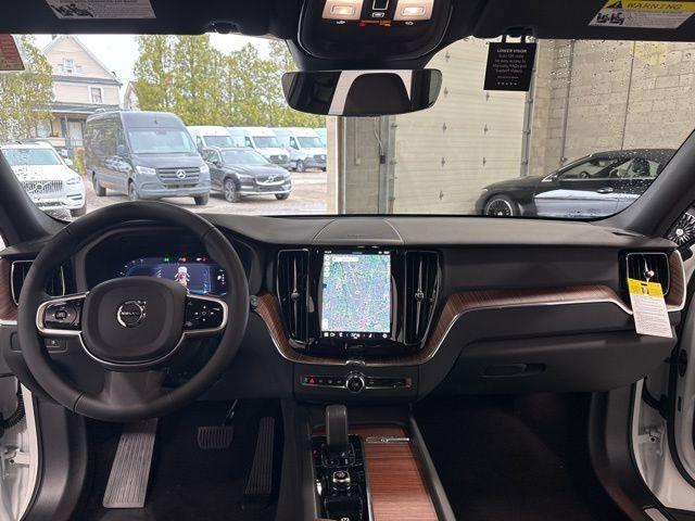 new 2025 Volvo XC60 Plug-In Hybrid car, priced at $57,686