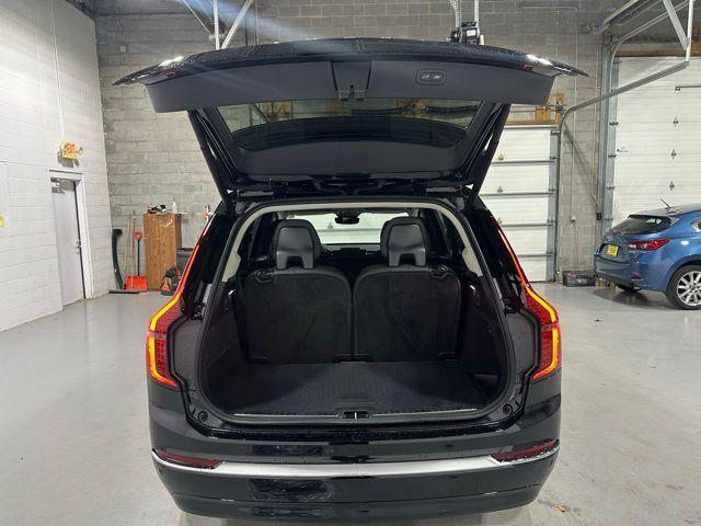 new 2026 Volvo XC90 car, priced at $75,155