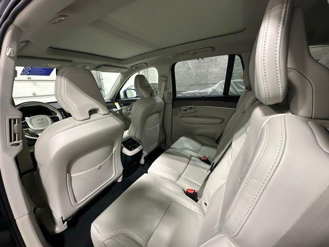 new 2026 Volvo XC90 car, priced at $75,155