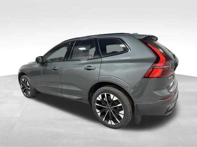 new 2026 Volvo XC60 Plug-In Hybrid car, priced at $75,035