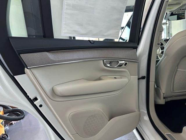 new 2026 Volvo XC90 Plug-In Hybrid car, priced at $85,625