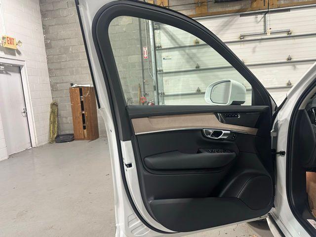 new 2026 Volvo XC90 car, priced at $73,995