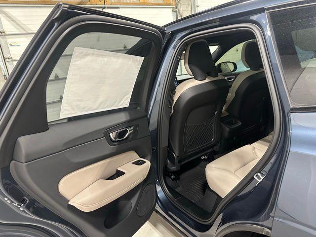 new 2026 Volvo XC60 car, priced at $58,105