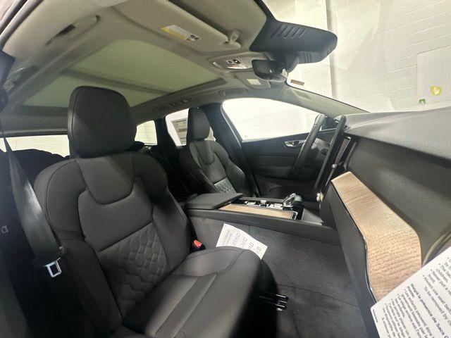 new 2026 Volvo XC60 car, priced at $57,985