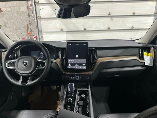 new 2026 Volvo XC60 car, priced at $64,055
