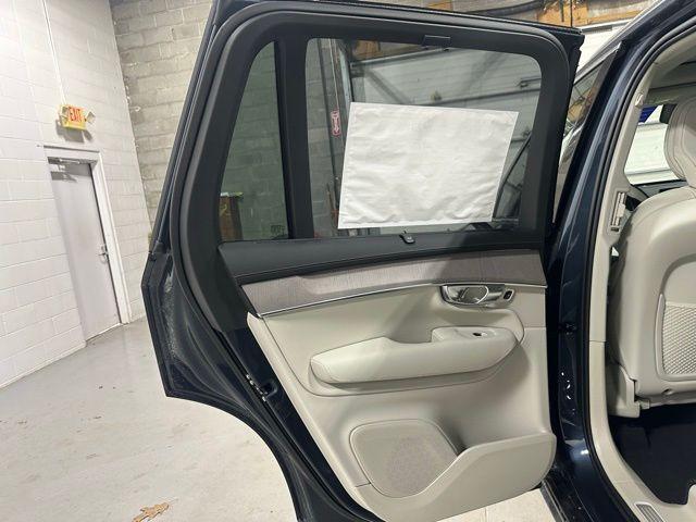 new 2026 Volvo XC90 car, priced at $75,155