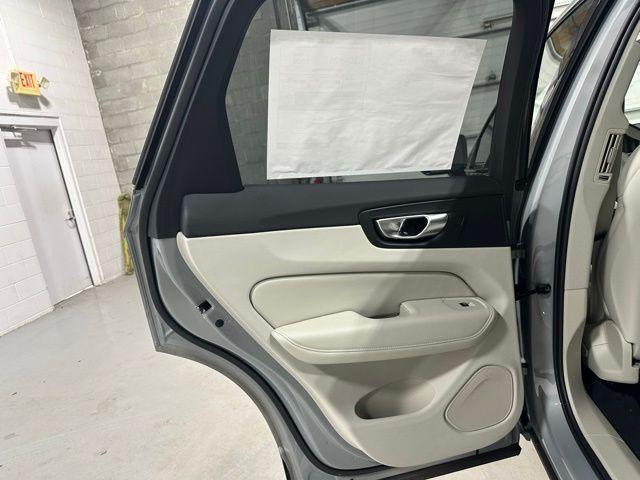 new 2026 Volvo XC60 Plug-In Hybrid car, priced at $75,235