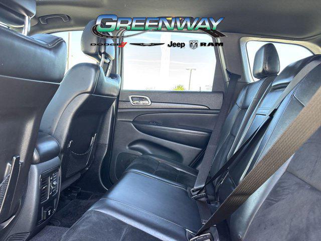 used 2015 Jeep Grand Cherokee car, priced at $13,276