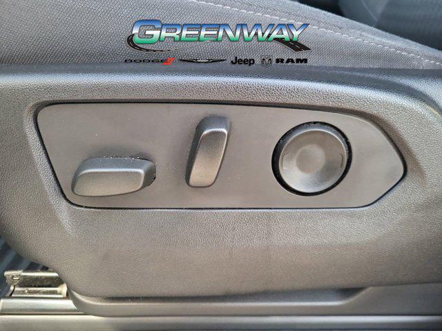 used 2022 Chevrolet Silverado 1500 car, priced at $29,567