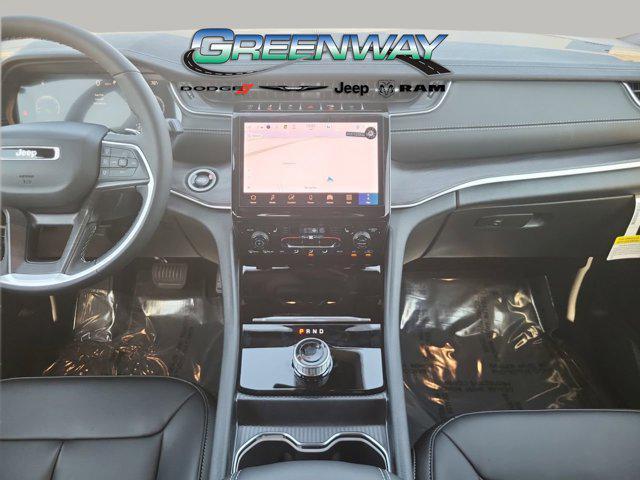 new 2025 Jeep Grand Cherokee car, priced at $39,684