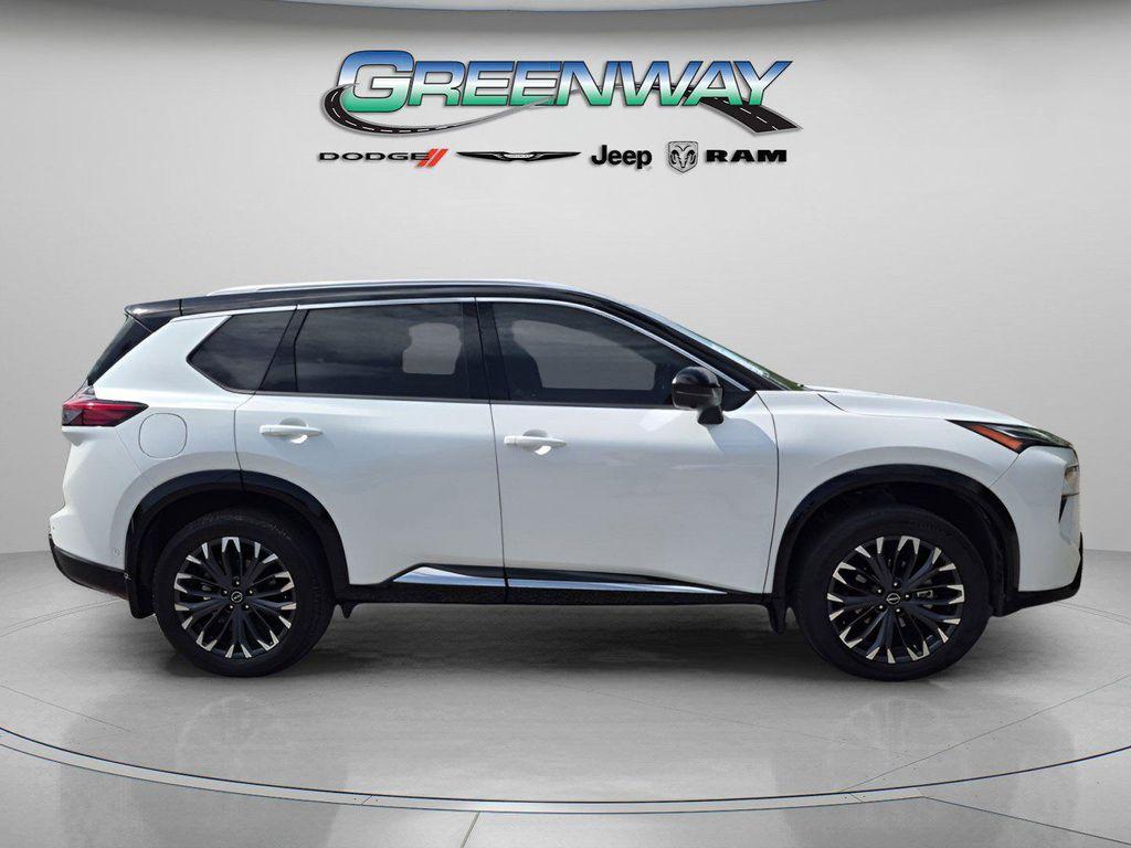 used 2024 Nissan Rogue car, priced at $31,197