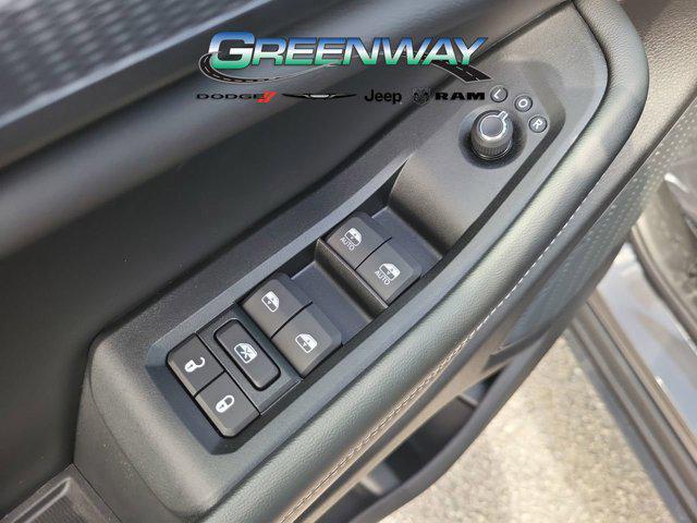 new 2025 Jeep Grand Cherokee car, priced at $34,969