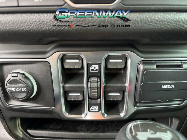 new 2026 Jeep Wrangler car, priced at $46,617