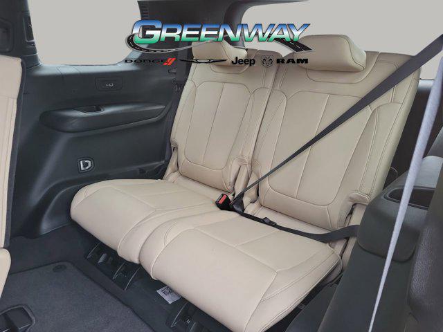used 2024 Jeep Grand Cherokee L car, priced at $34,474
