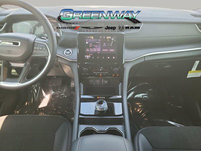 new 2025 Jeep Grand Cherokee car, priced at $39,822