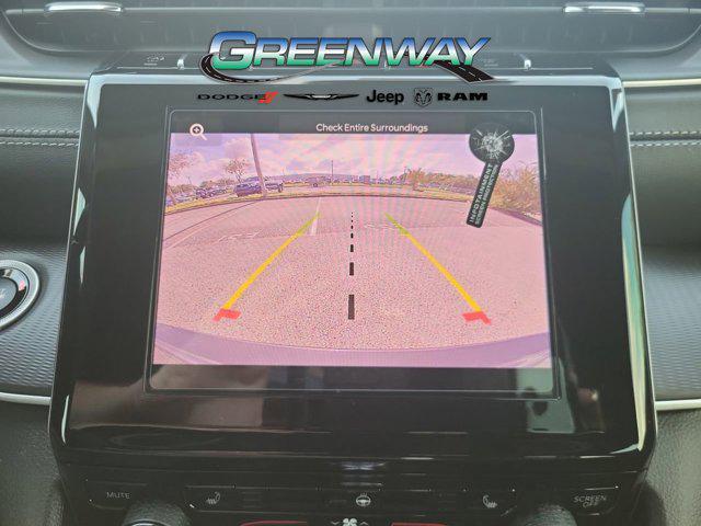 new 2025 Jeep Grand Cherokee car, priced at $39,822