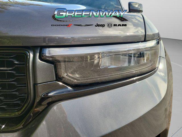 new 2025 Jeep Grand Cherokee car, priced at $39,822