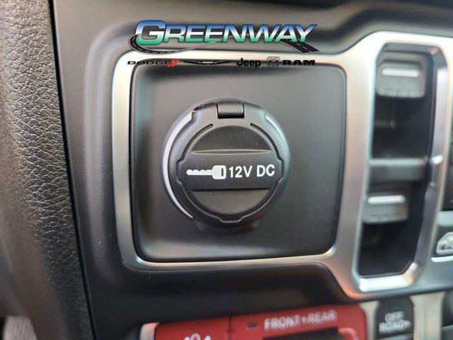 new 2025 Jeep Gladiator car, priced at $47,995