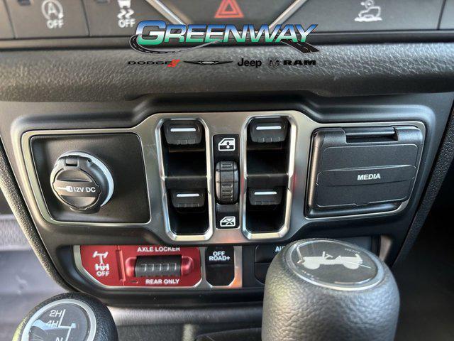 new 2026 Jeep Wrangler car, priced at $48,552