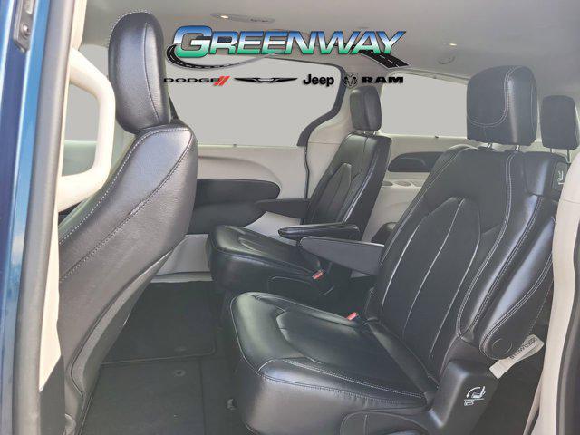 used 2022 Chrysler Pacifica car, priced at $29,502