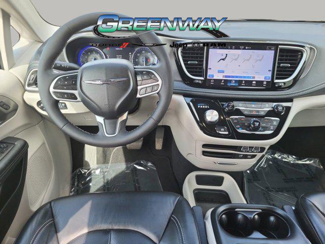 used 2022 Chrysler Pacifica car, priced at $29,502