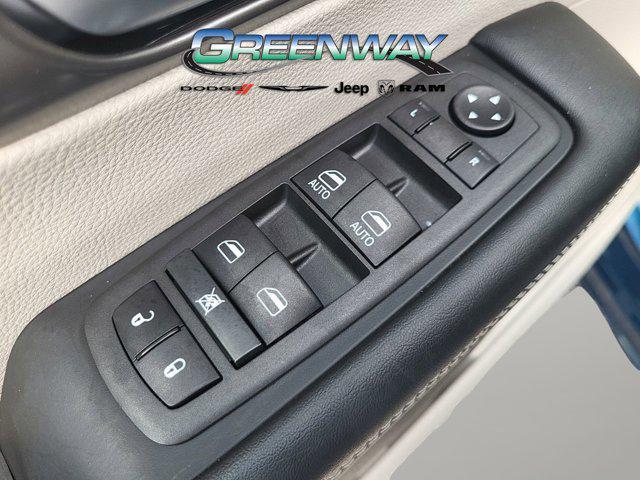 used 2022 Chrysler Pacifica car, priced at $29,502