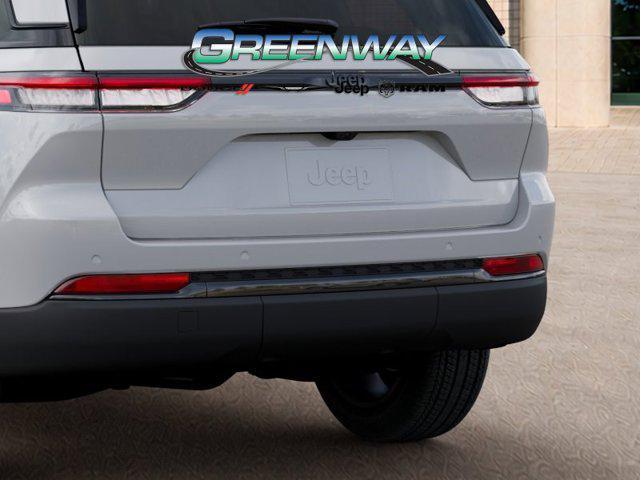 new 2025 Jeep Grand Cherokee car, priced at $37,929