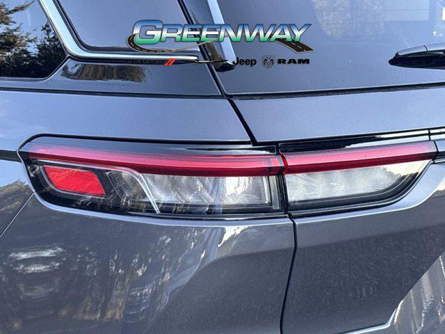 new 2025 Jeep Grand Cherokee car, priced at $35,643