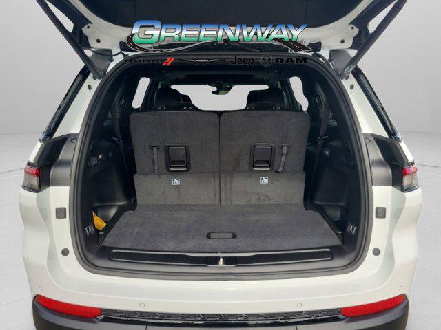 new 2025 Jeep Grand Cherokee L car, priced at $36,570