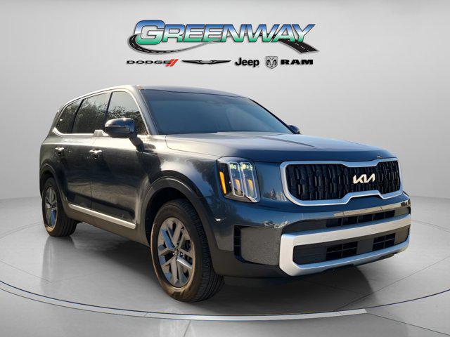 used 2024 Kia Telluride car, priced at $29,961
