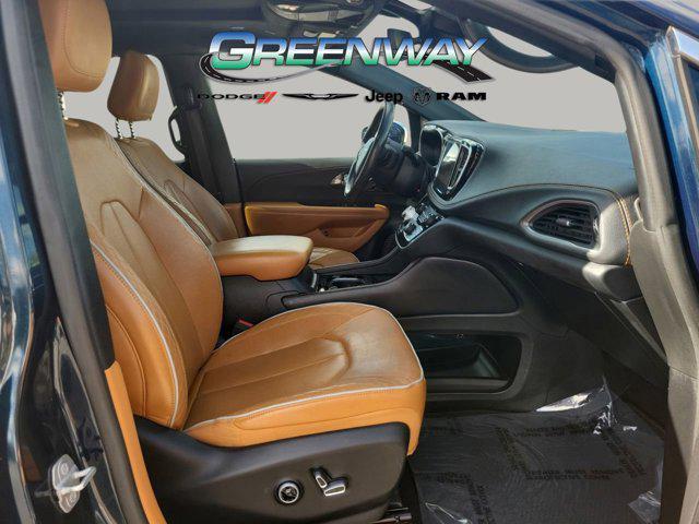 used 2022 Chrysler Pacifica car, priced at $27,748