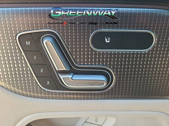 used 2022 Mercedes-Benz GLB 250 car, priced at $24,519